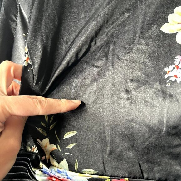 IEENA for Mac Duggal Belted Black Floral Print Long Sleeve Gown Women's Size 6 - Picture 7 of 16